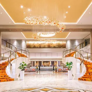 Royal Plaza On Scotts Сингапур